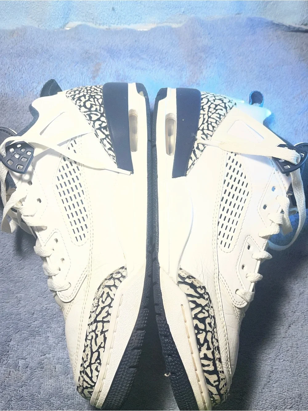 Jordan Men’s White and Black Low-Top Sneakers